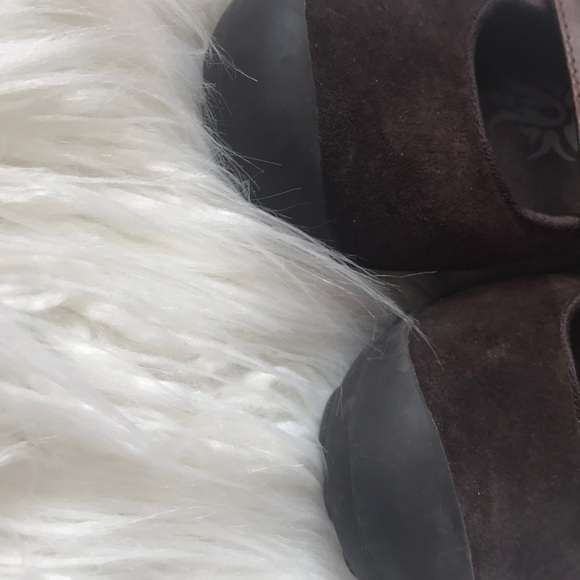 Merrell Mary Janes Brown - Picture 7 of 8